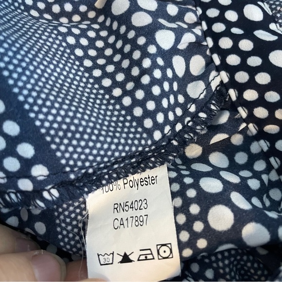 ALICE RITTER
 Lace Pattern Top - Picture 6 of 7